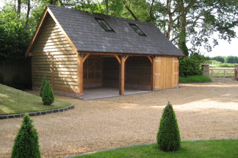Green oak timber garage, Alderley Edge